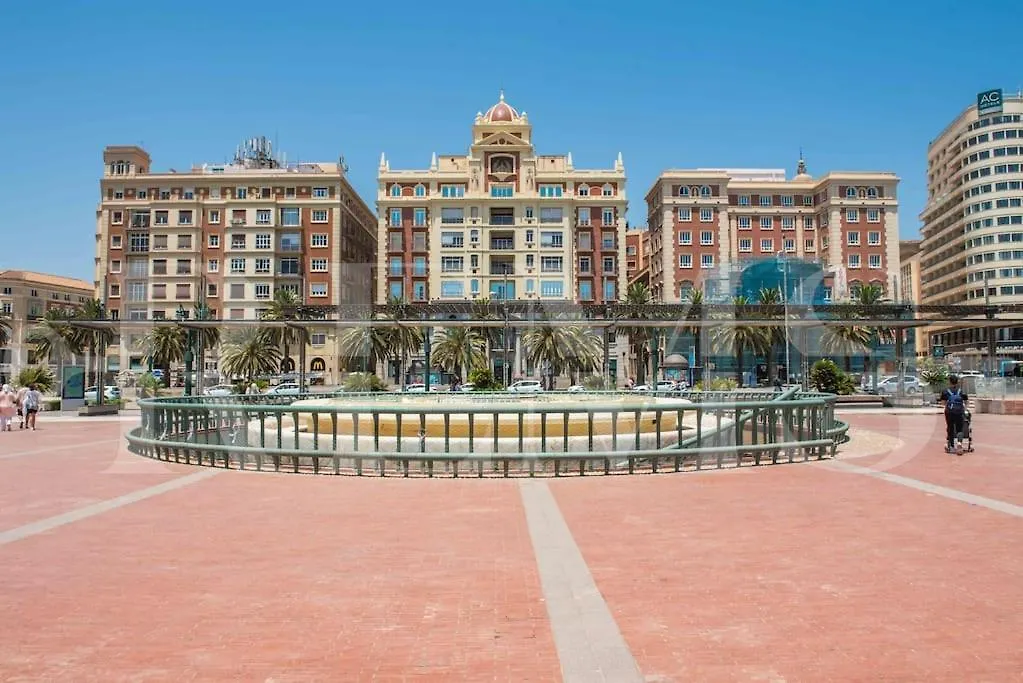 Inviting Apartment In The Center By Rems Malaga